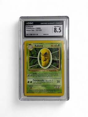 Pokémon Kakuna Base Set 1999 33/102 CGC 8.5